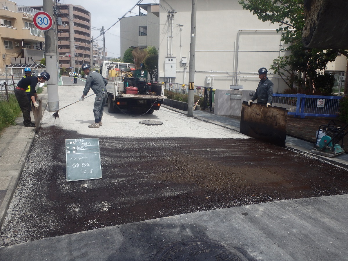 西宮市柳本町道路復旧工事